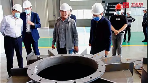 Deputy Mayor visited QMX for research and guidance